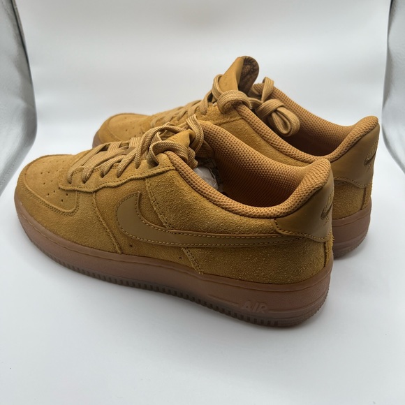 The Nike Air Force 1 Low Wheat  NWB - Picture 4 of 6